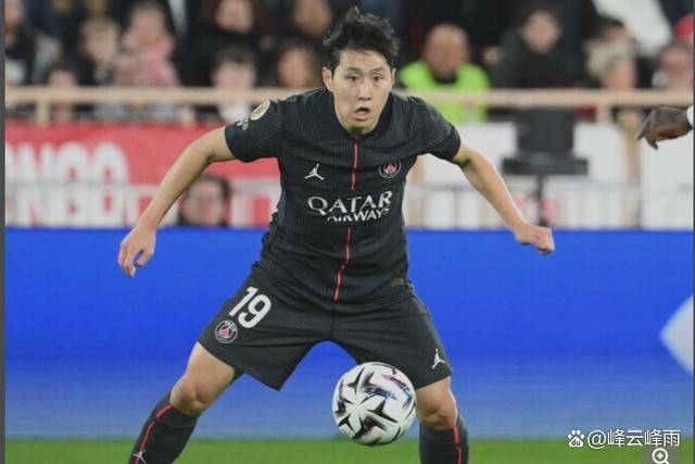 李刚仁所属的大巴黎跌至法甲第二,最新消息愕然:加盟后首次面临无冠危机